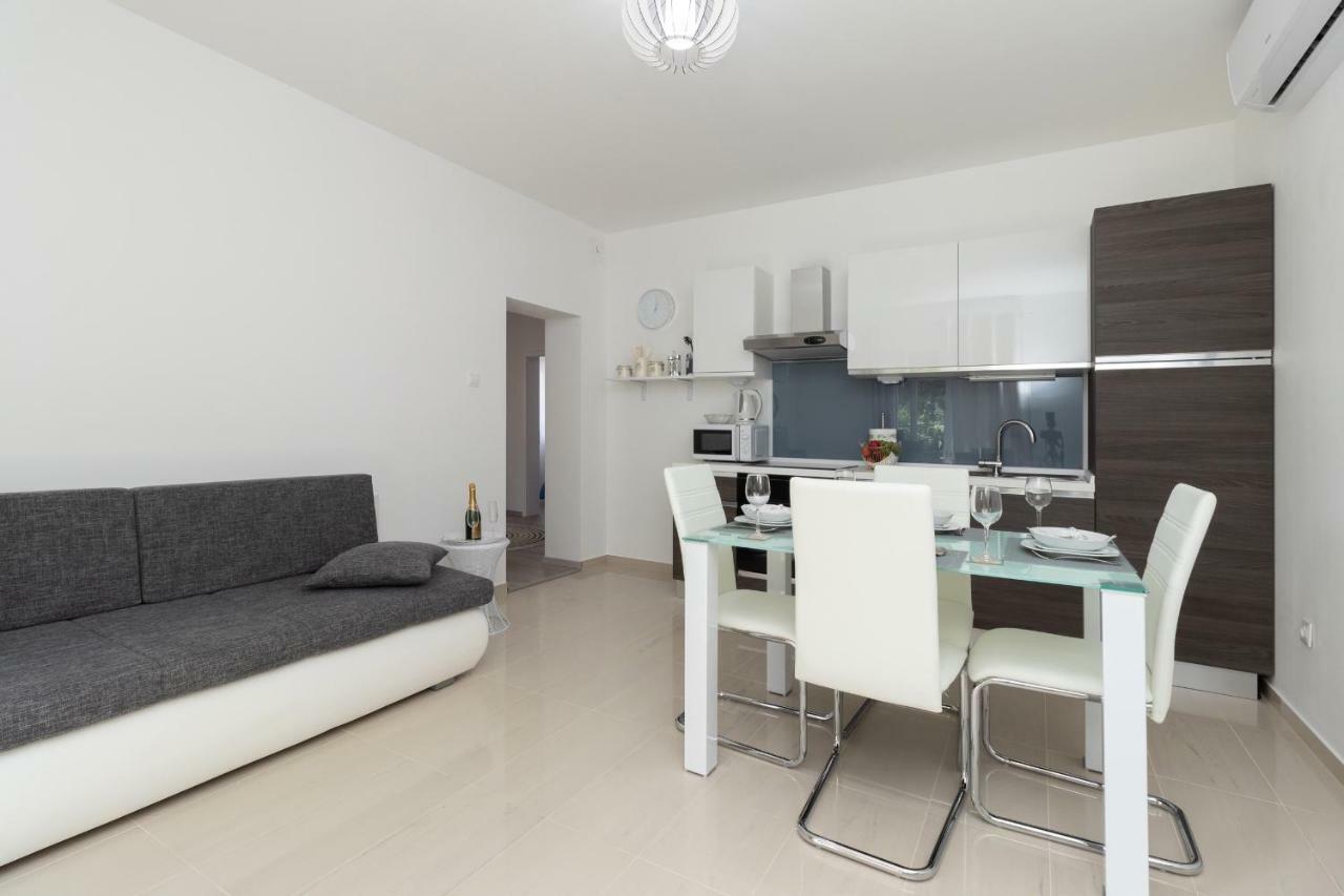 Apartments Peca Zára Kültér fotó
